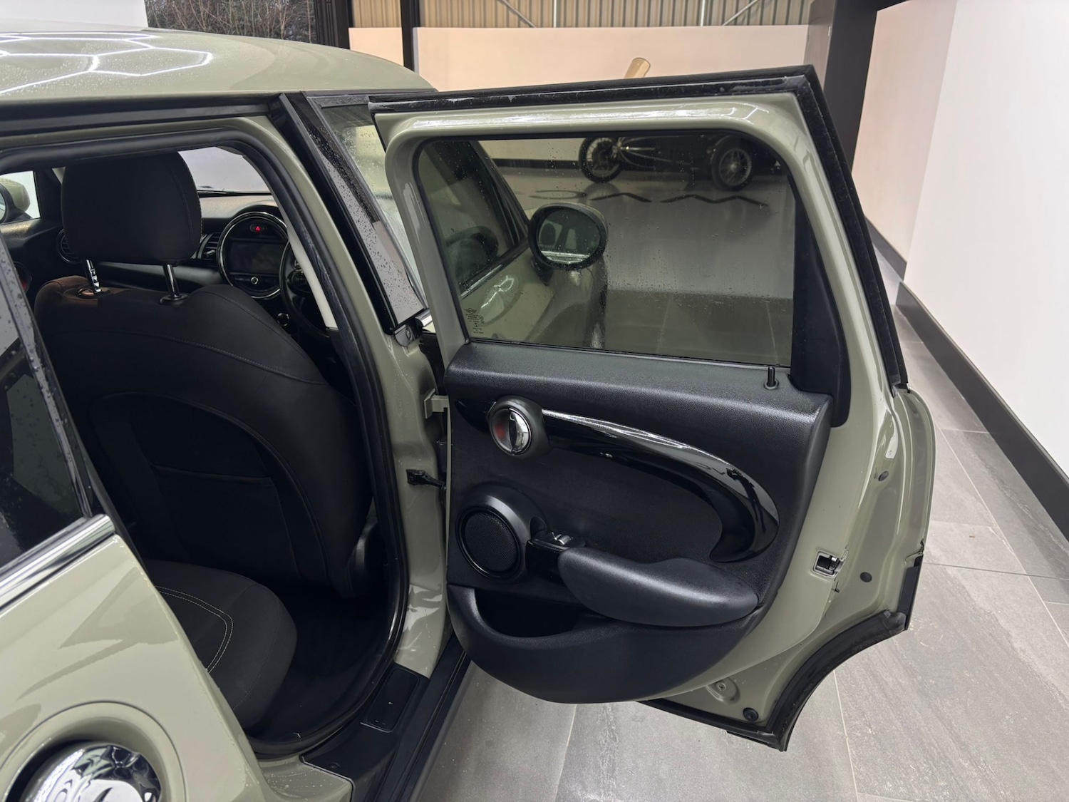 Used MINI Hatch 2019 for sale - 77460401: Photo 20