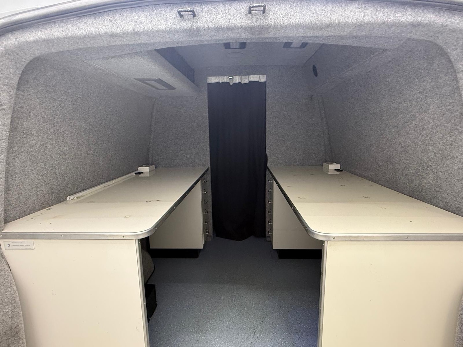 Used Volkswagen Transporter 2018 for sale - 76638424: Photo 12