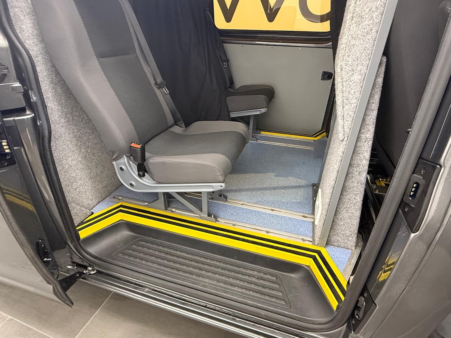 Used Volkswagen Transporter 2018 for sale - 76638424: Photo 22