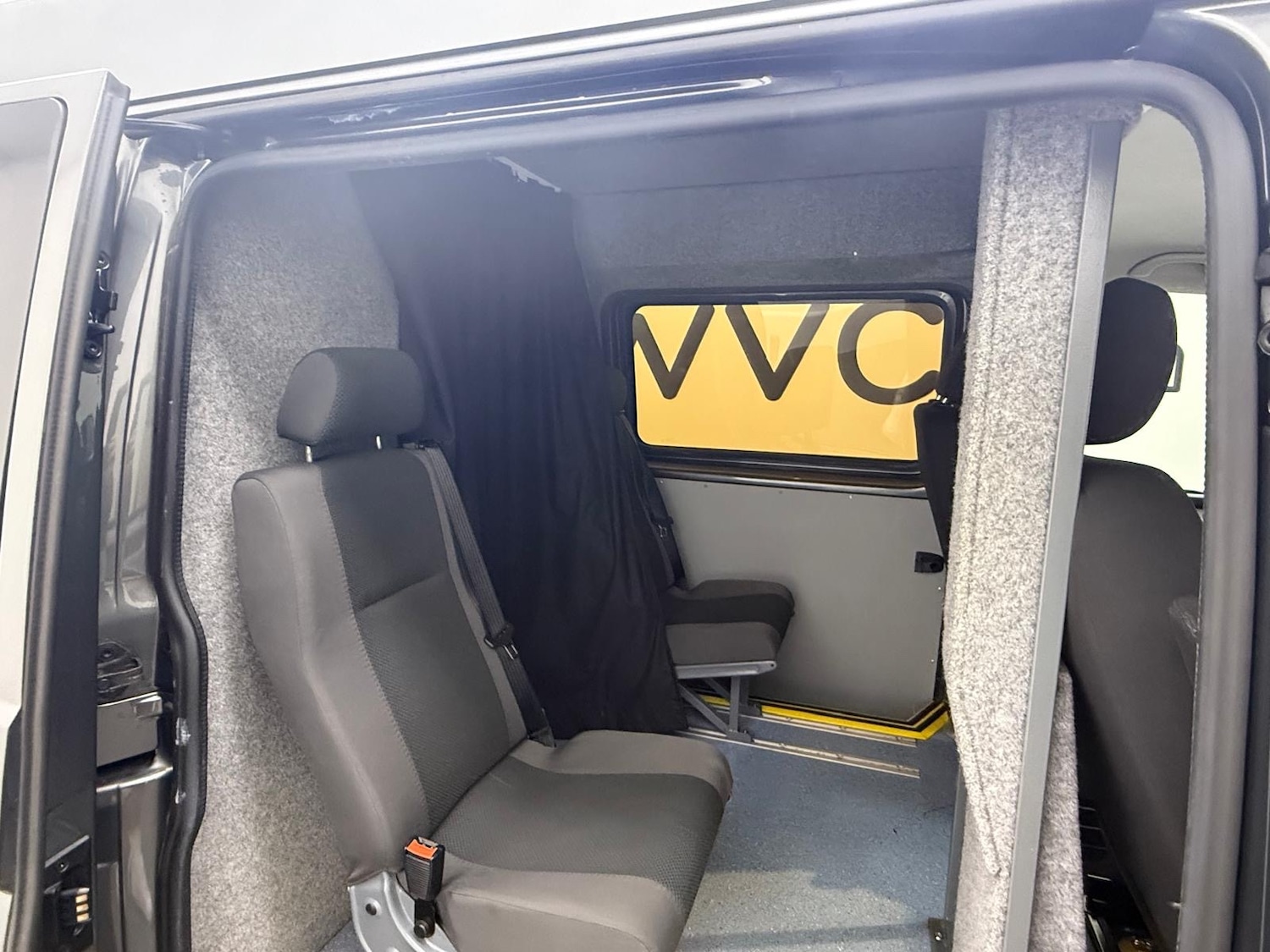 Used Volkswagen Transporter 2018 for sale - 76638424: Photo 23