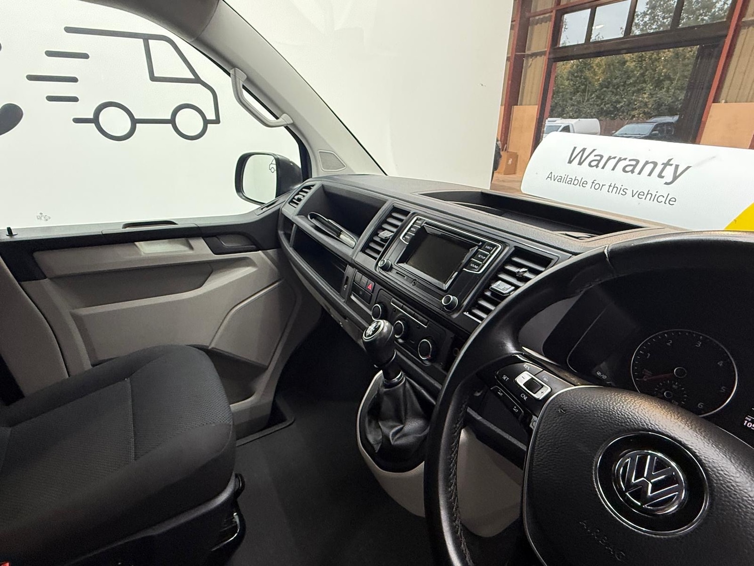 Used Volkswagen Transporter 2018 for sale - 76638424: Photo 26