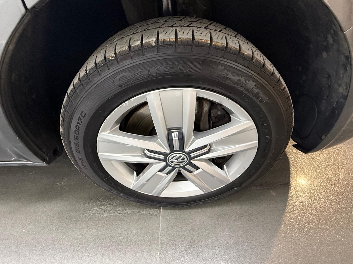 Used Volkswagen Transporter 2018 for sale - 76638424: Photo 30