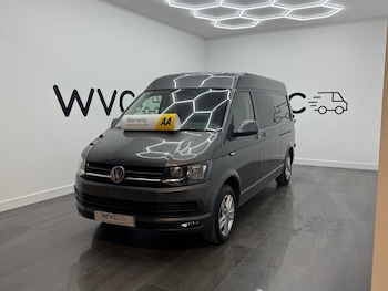 Used Volkswagen Transporter 2018 for sale - 76638424: Photo