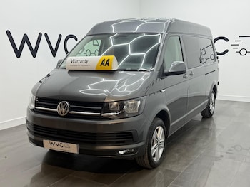 Used Volkswagen Transporter 2018 for sale - 76638424: Photo