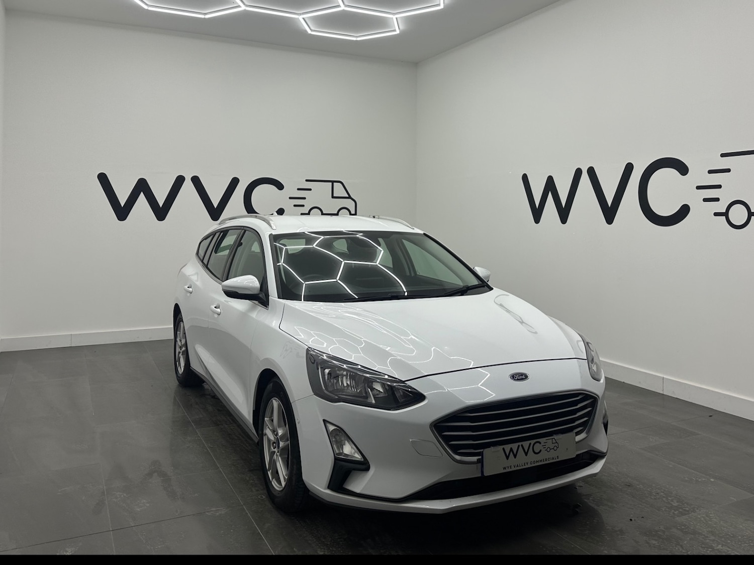 Used Ford Focus 2019 for sale - 76956875: Photo 1