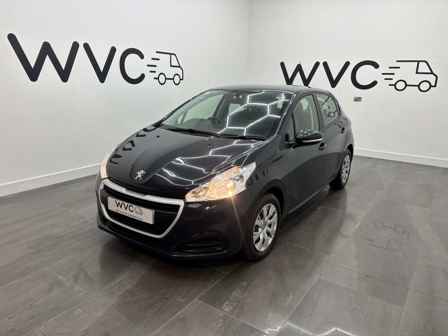 Used Peugeot 208 2017 for sale - 77207402: Photo 4