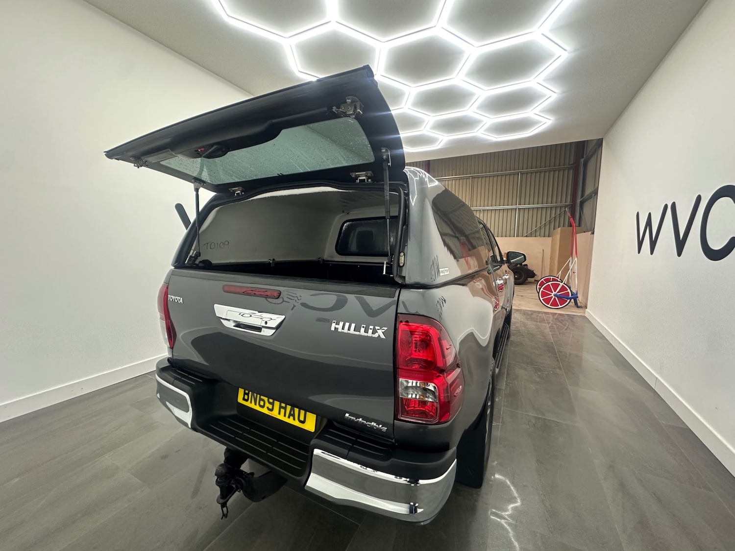 Used Toyota Hilux 2019 for sale - 77127360: Photo 14