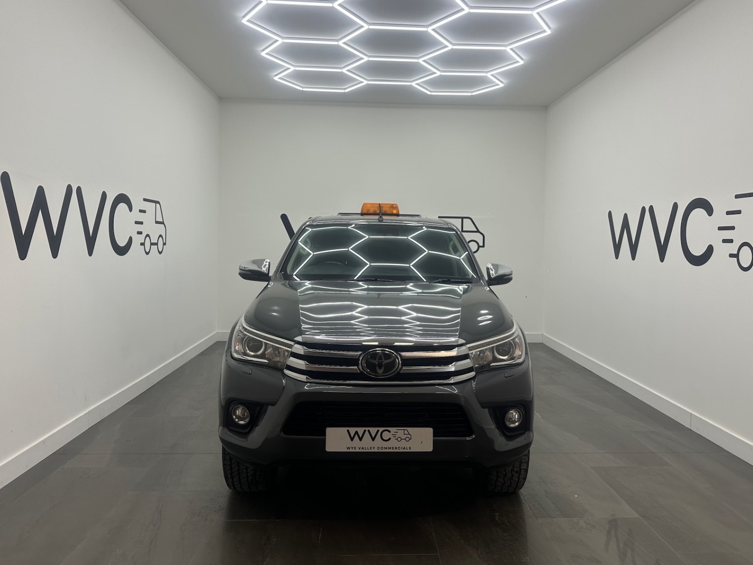 Used Toyota Hilux 2019 for sale - 77127360: Photo 2