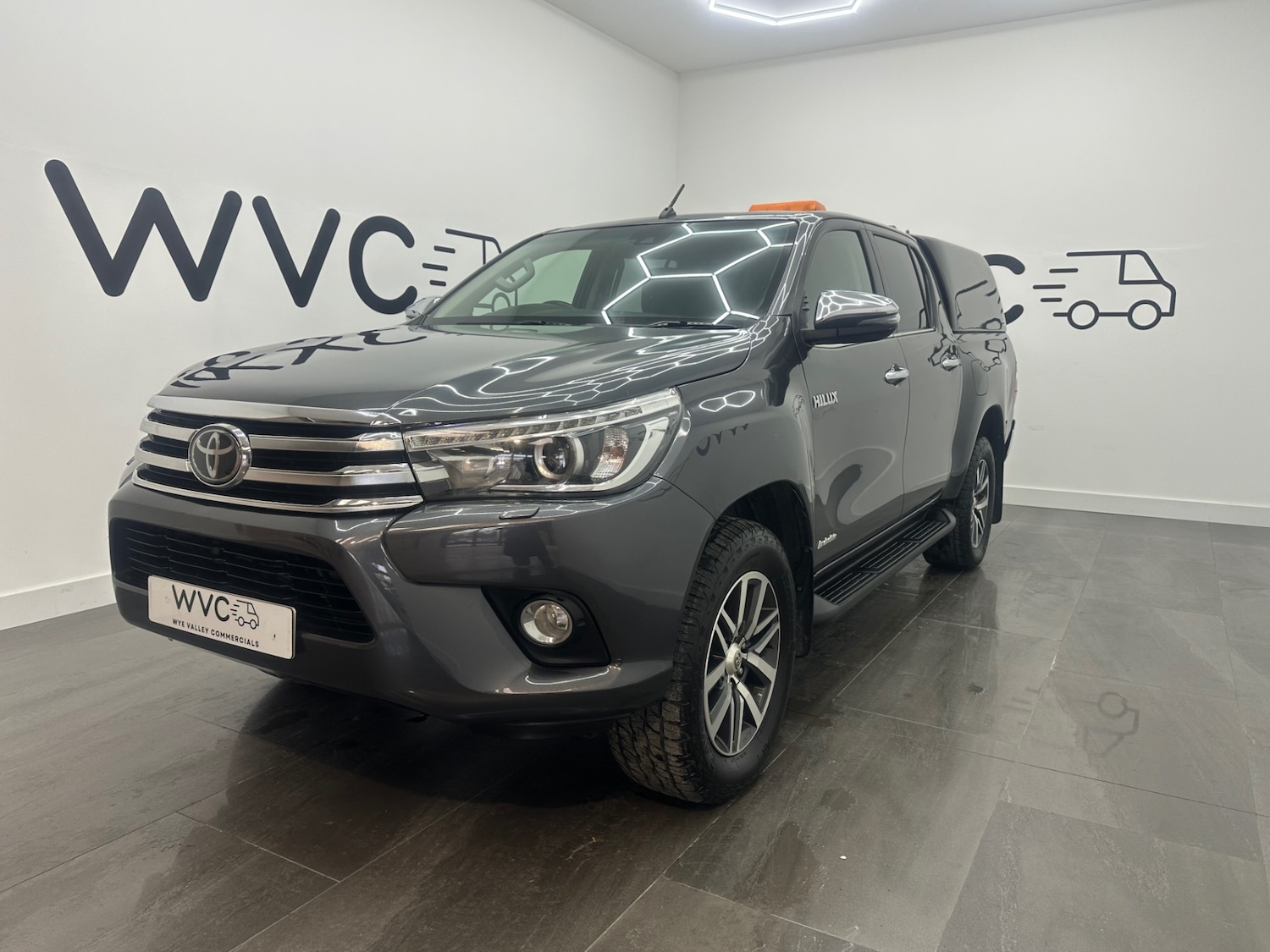 Used Toyota Hilux 2019 for sale - 77127360: Photo 4