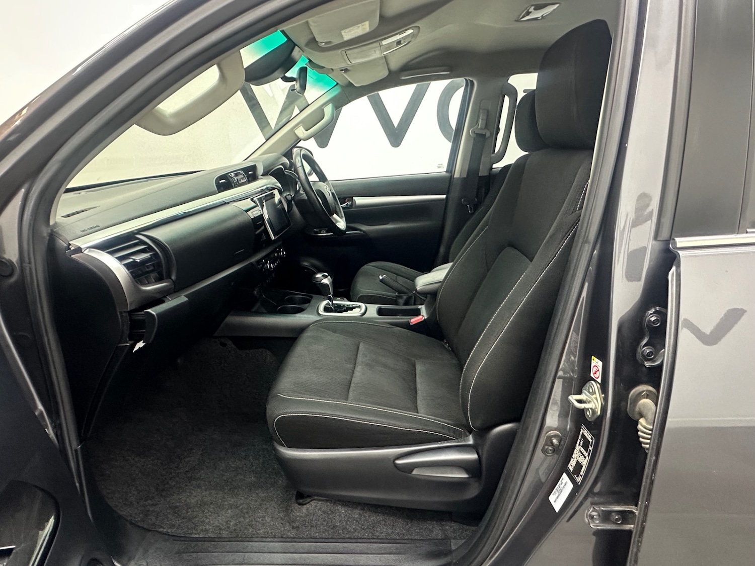 Used Toyota Hilux 2019 for sale - 77127360: Photo 9