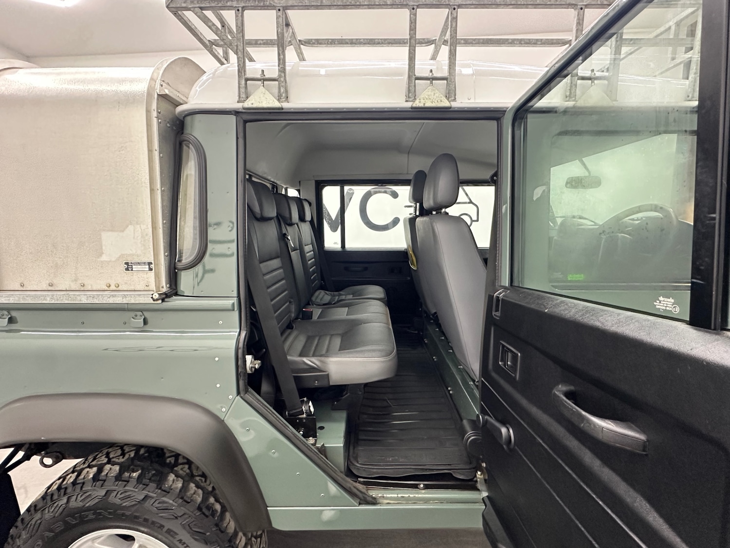 Used Land Rover Defender 2012 for sale - 76956970: Photo 14