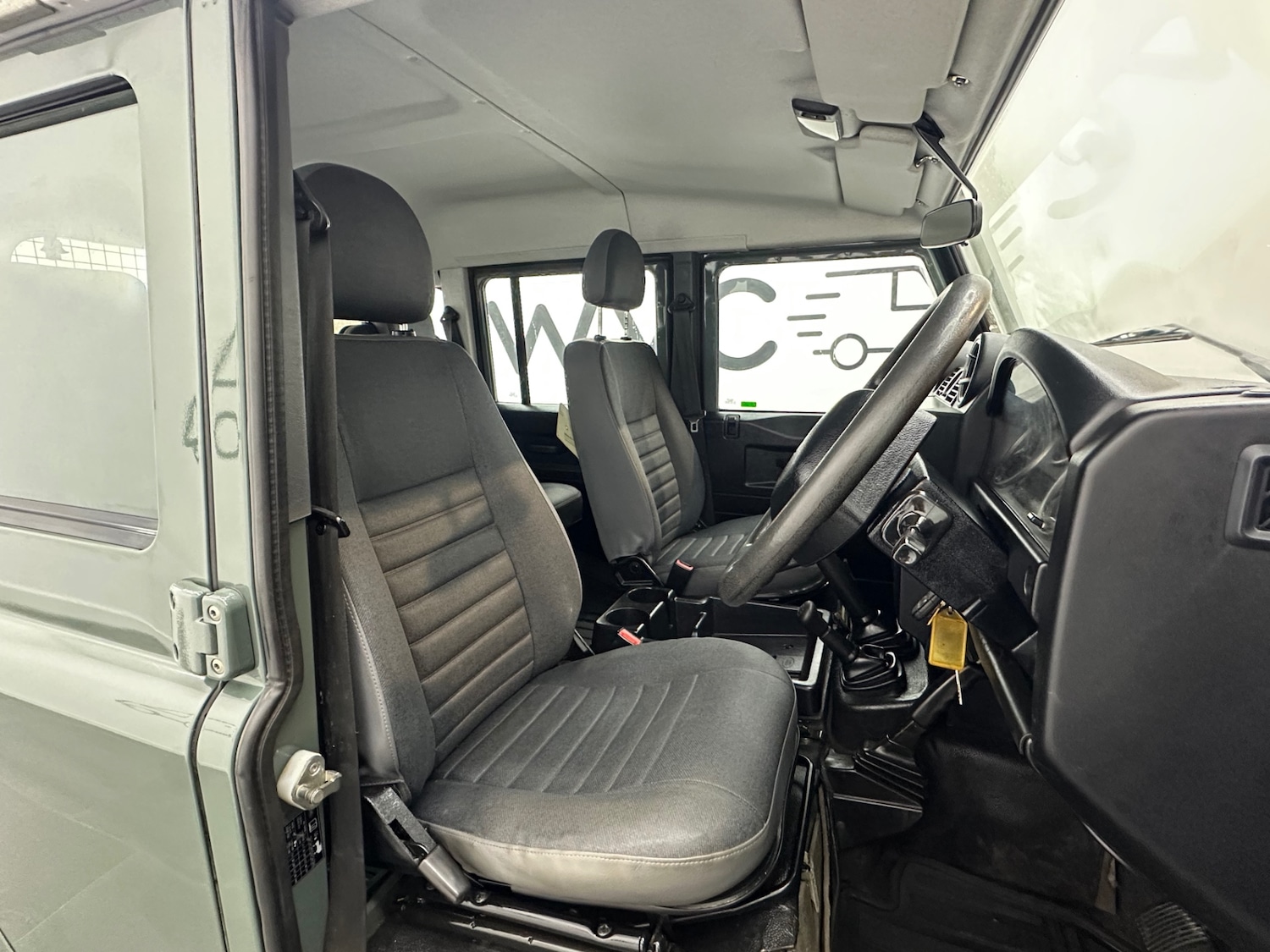 Used Land Rover Defender 2012 for sale - 76956970: Photo 18