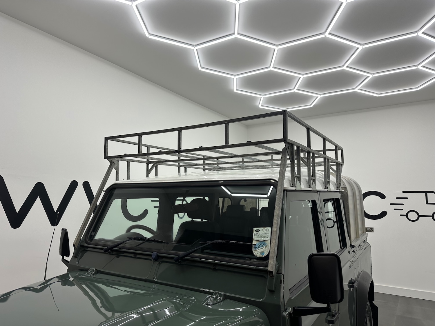 Used Land Rover Defender 2012 for sale - 76956970: Photo 4