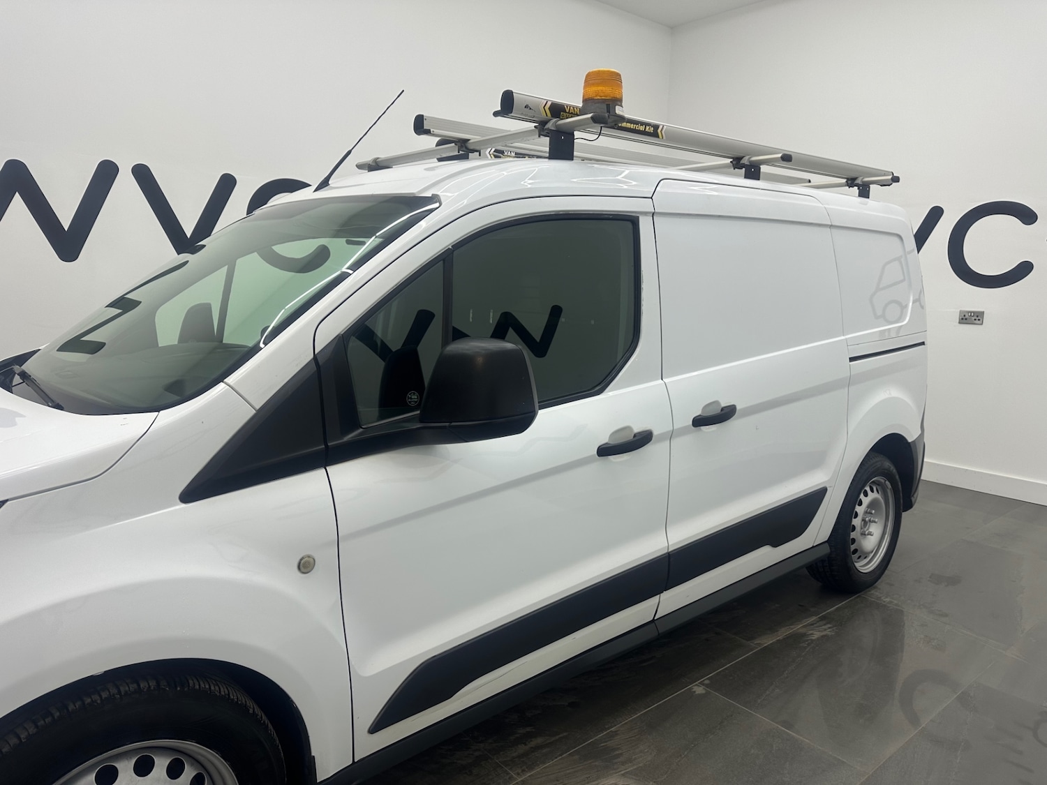 Used Ford Transit Connect 2015 for sale - 76807988: Photo 4