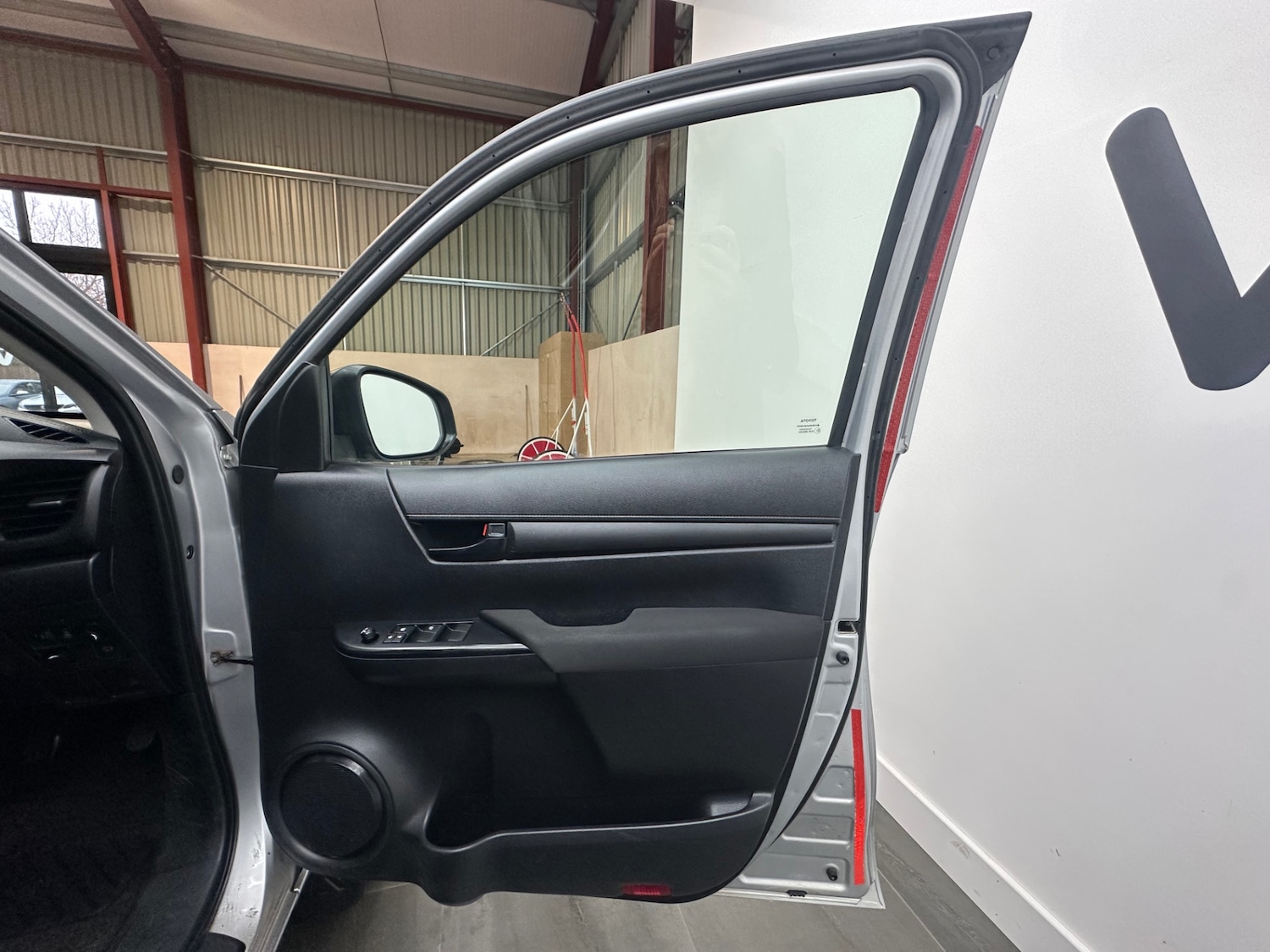 Used Toyota Hilux 2020 for sale - 77136914: Photo 27