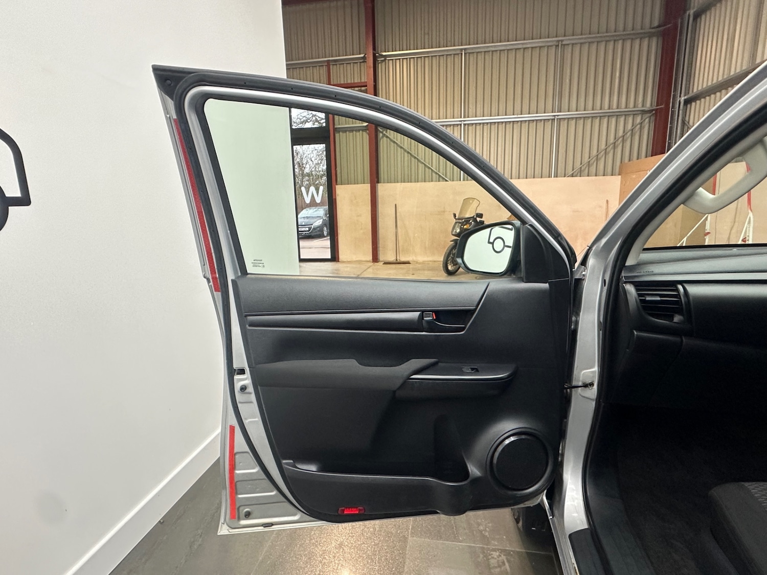 Used Toyota Hilux 2020 for sale - 77136914: Photo 6