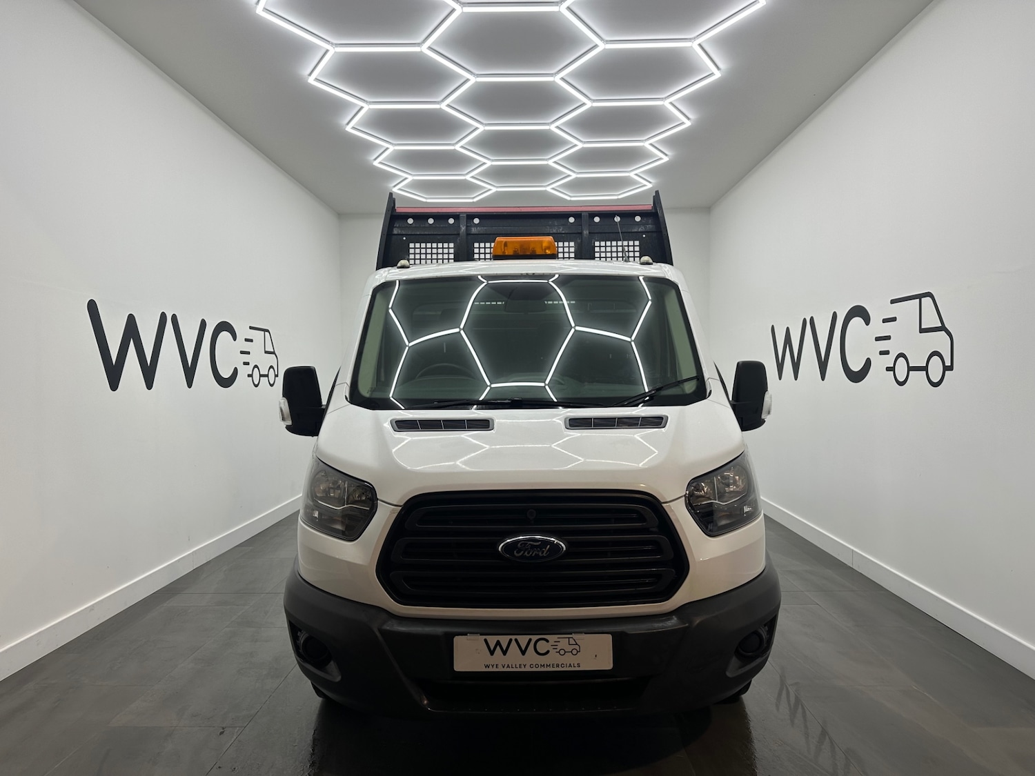 Used Ford Transit 2019 for sale - 76980080: Photo 2