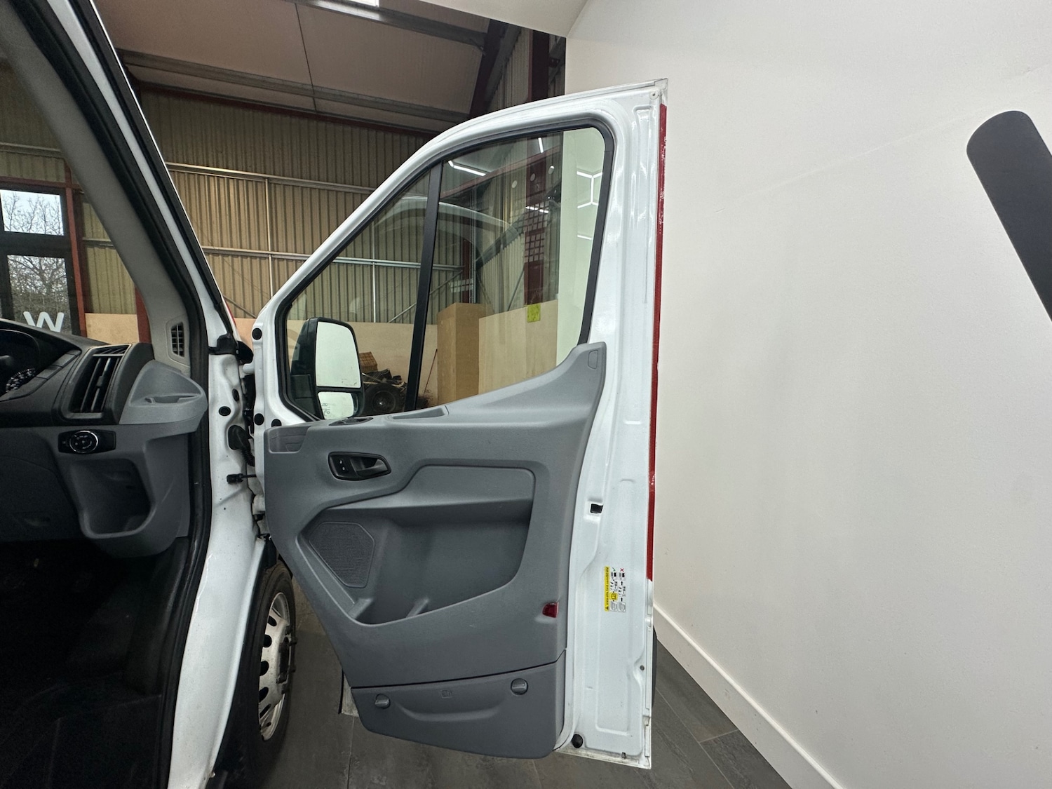 Used Ford Transit 2019 for sale - 76980080: Photo 25