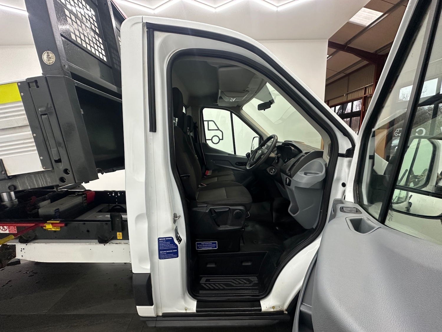 Used Ford Transit 2019 for sale - 76980080: Photo 26