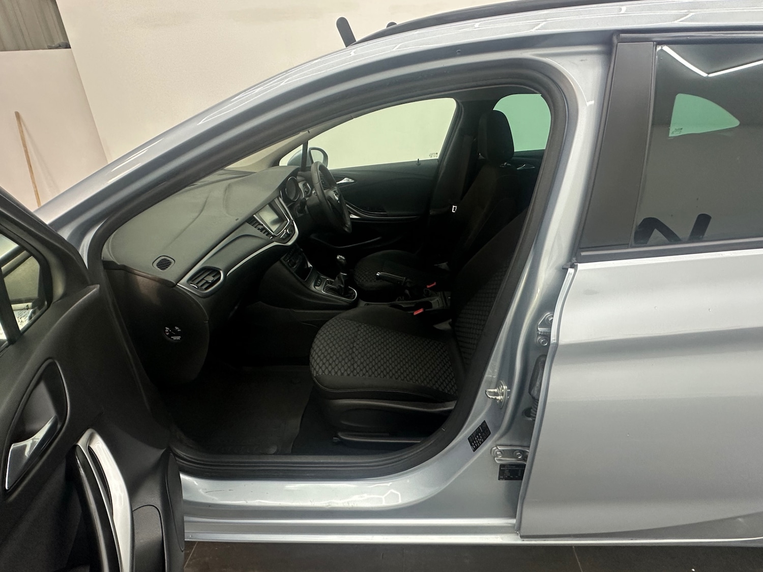 Used Vauxhall Astra 2019 for sale - 77195724: Photo 6