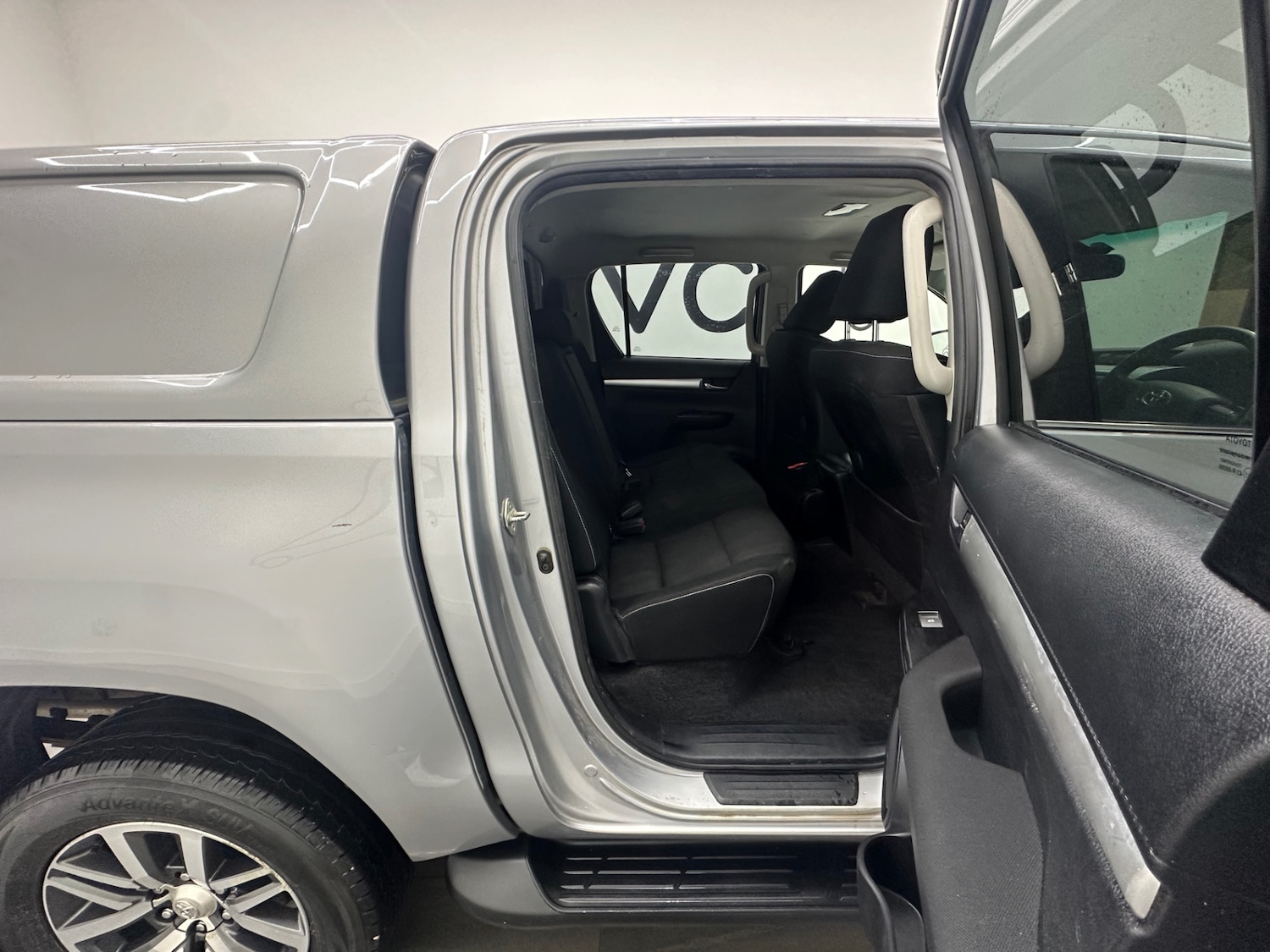 Used Toyota Hilux 2018 for sale - 77000856: Photo 19