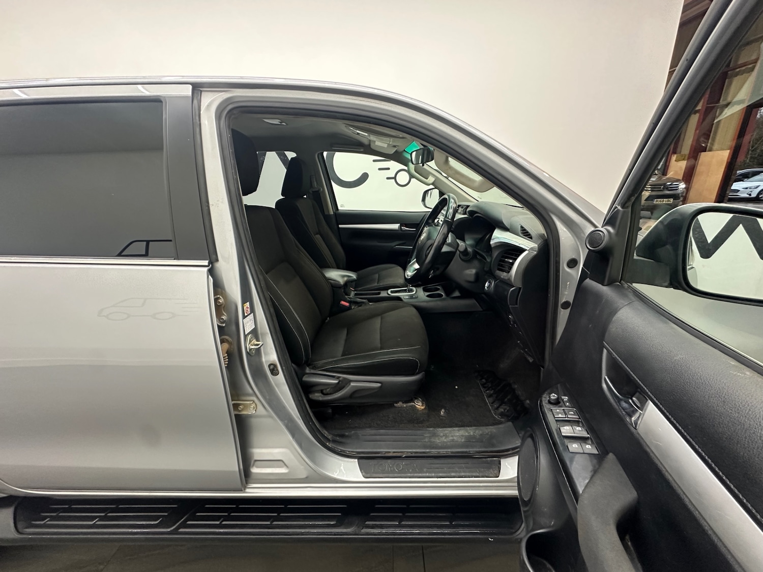 Used Toyota Hilux 2018 for sale - 77000856: Photo 23