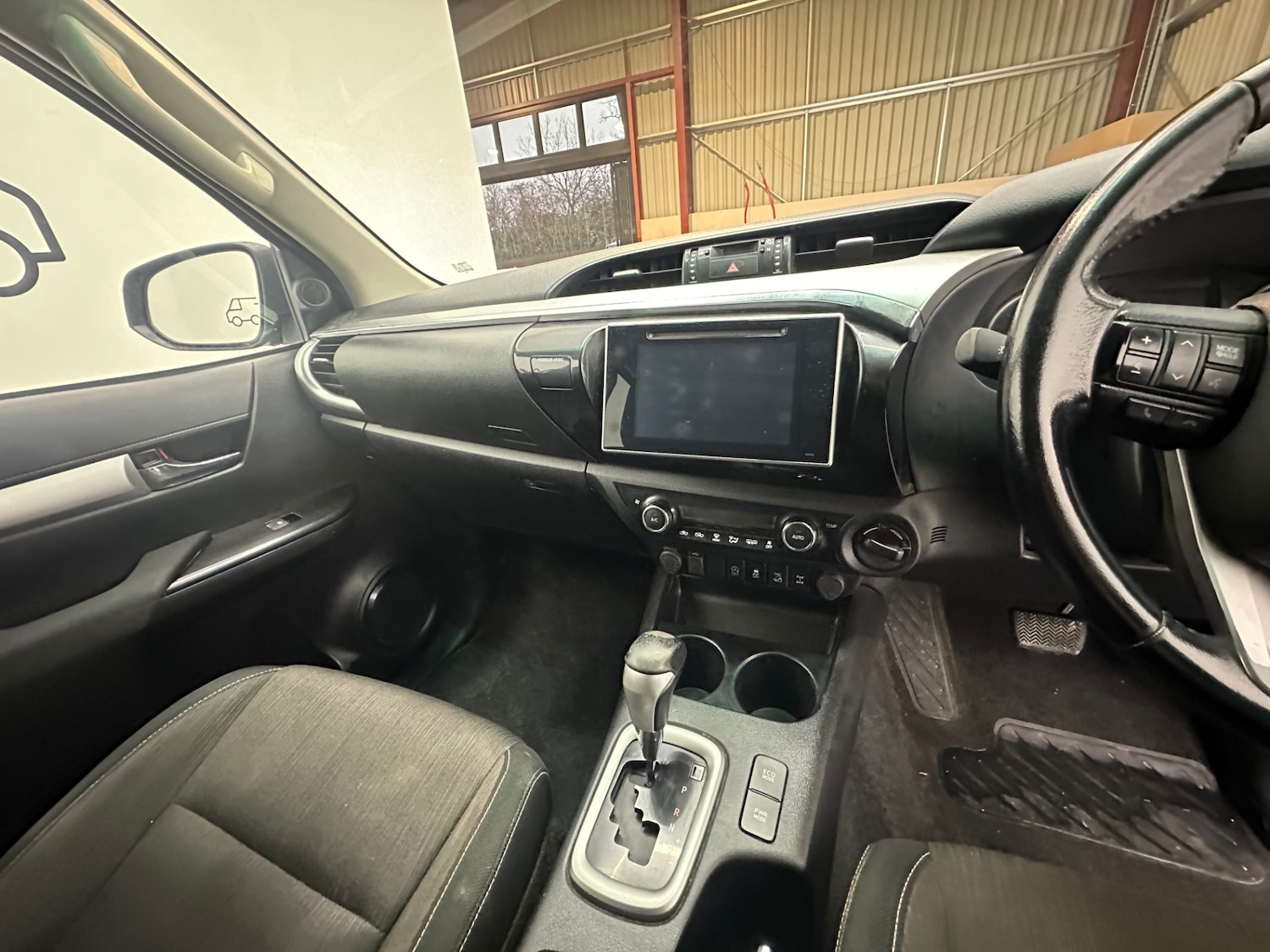Used Toyota Hilux 2018 for sale - 77000856: Photo 27
