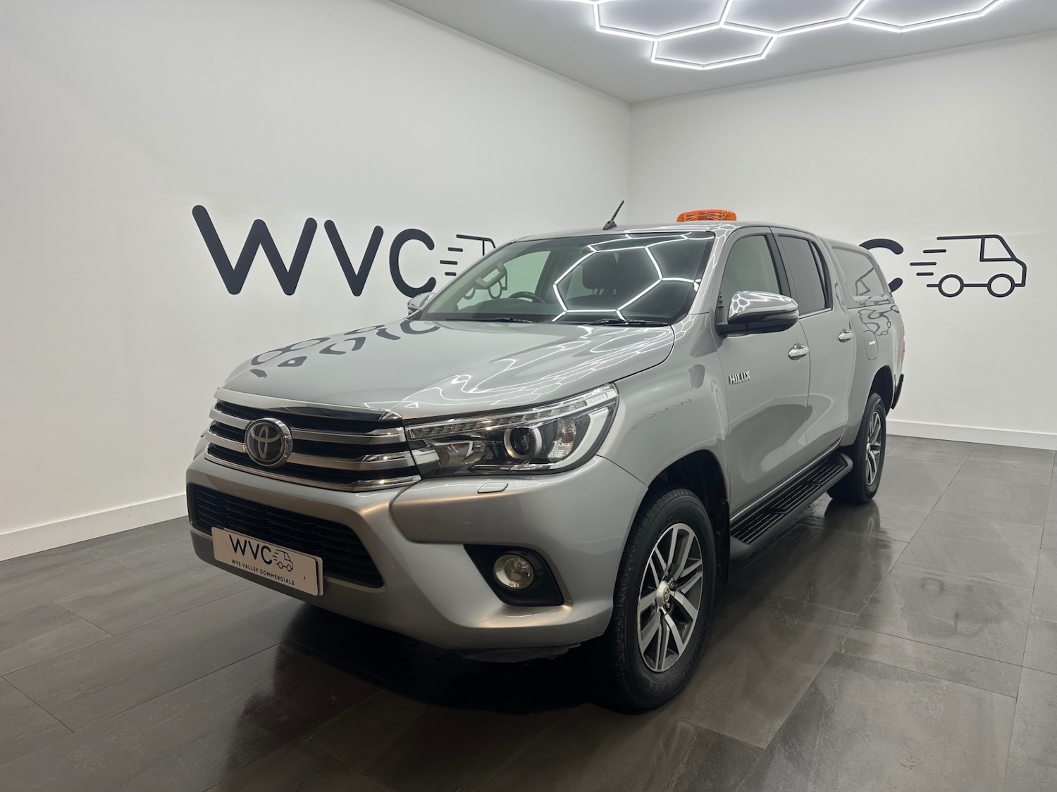 Used Toyota Hilux 2018 for sale - 77000856: Photo 3