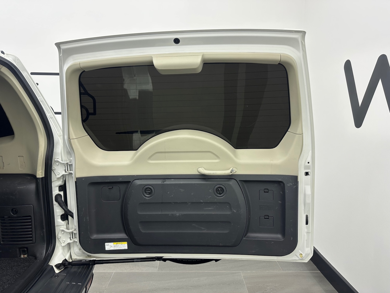 Used Mitsubishi Shogun 2016 for sale - 77601865: Photo 11