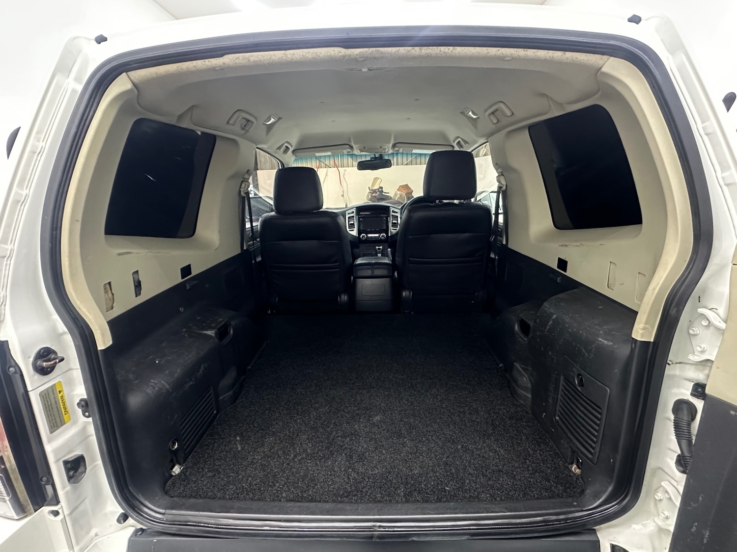 Used Mitsubishi Shogun 2016 for sale - 77601865: Photo 13