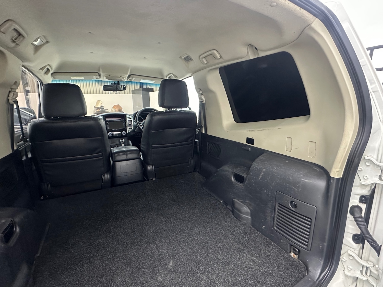 Used Mitsubishi Shogun 2016 for sale - 77601865: Photo 15