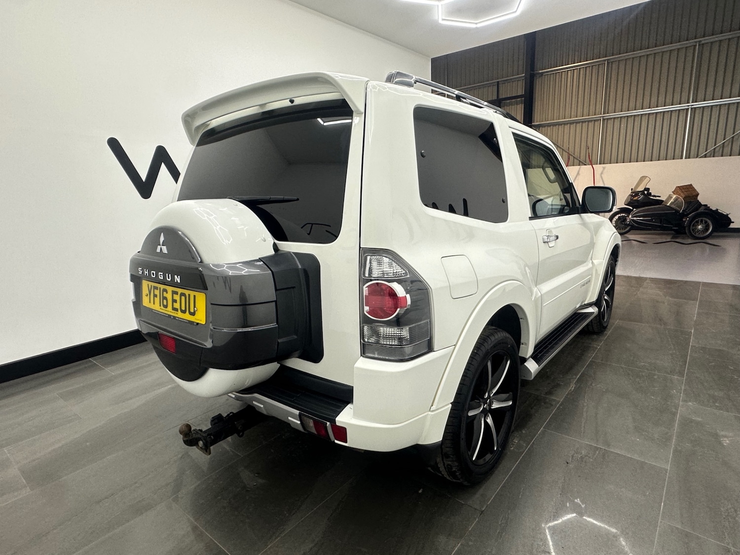 Used Mitsubishi Shogun 2016 for sale - 77601865: Photo 16