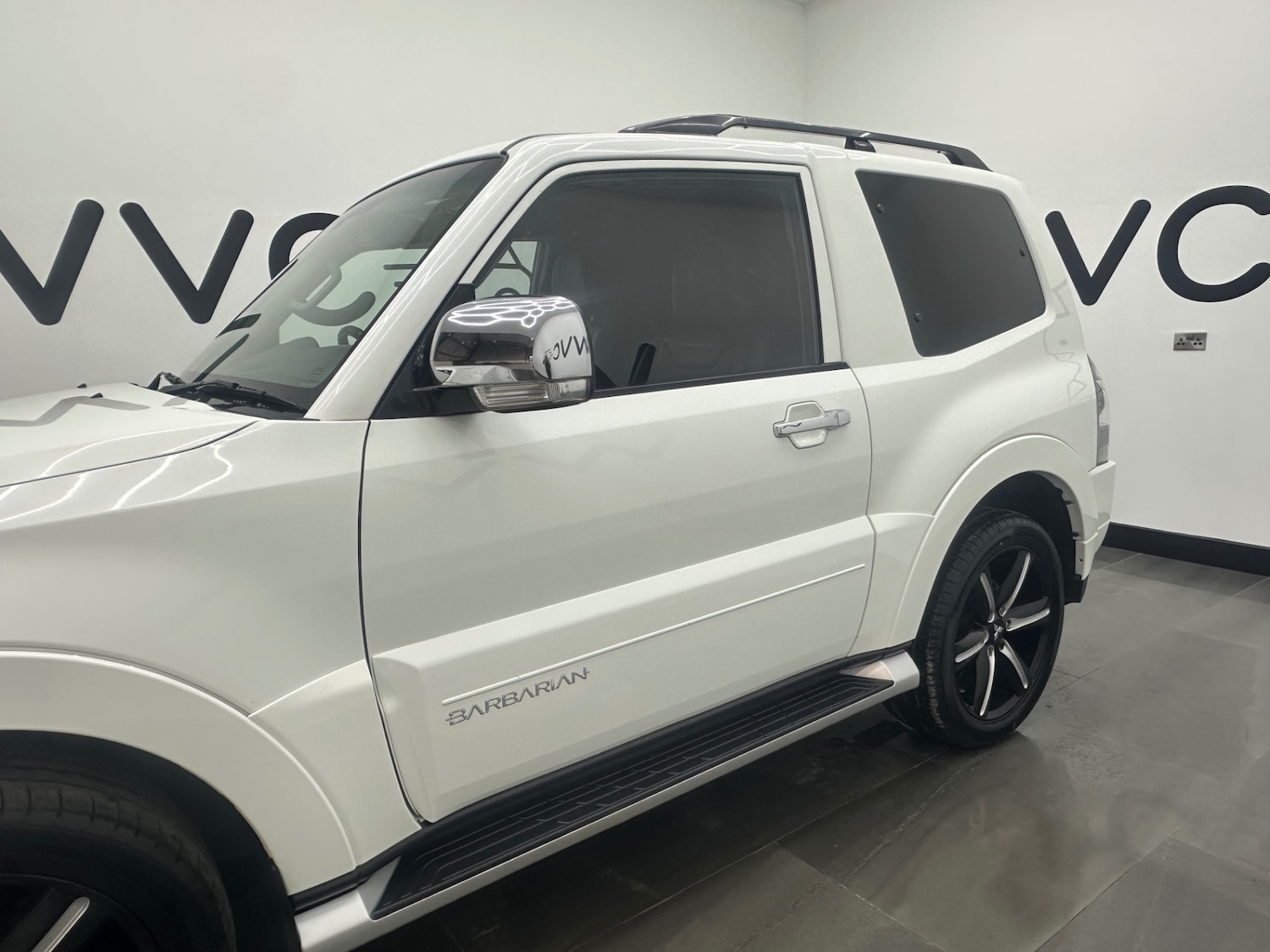 Used Mitsubishi Shogun 2016 for sale - 77601865: Photo 5