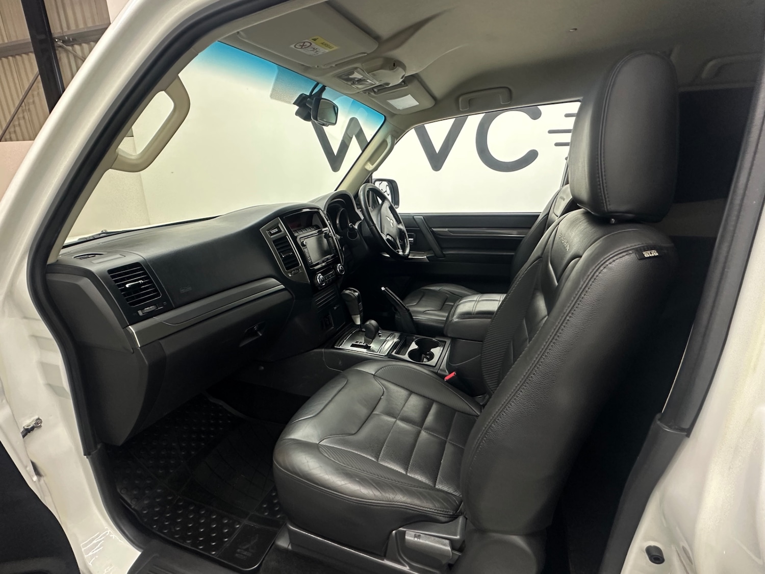 Used Mitsubishi Shogun 2016 for sale - 77601865: Photo 7