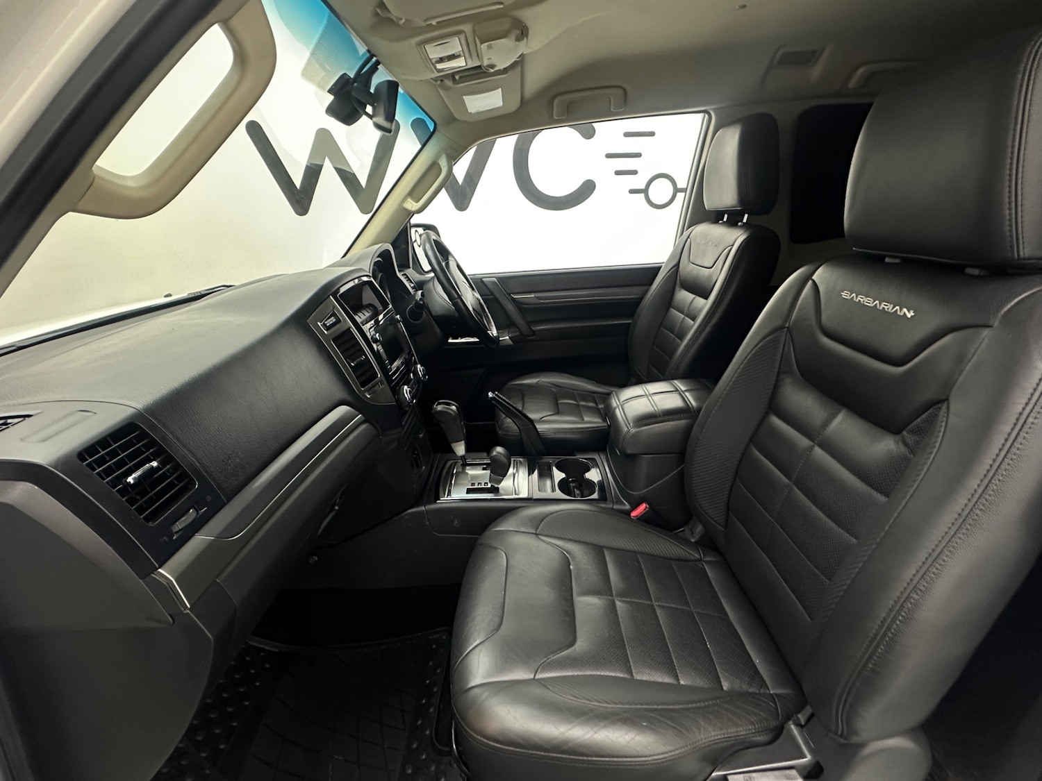 Used Mitsubishi Shogun 2016 for sale - 77601865: Photo 8