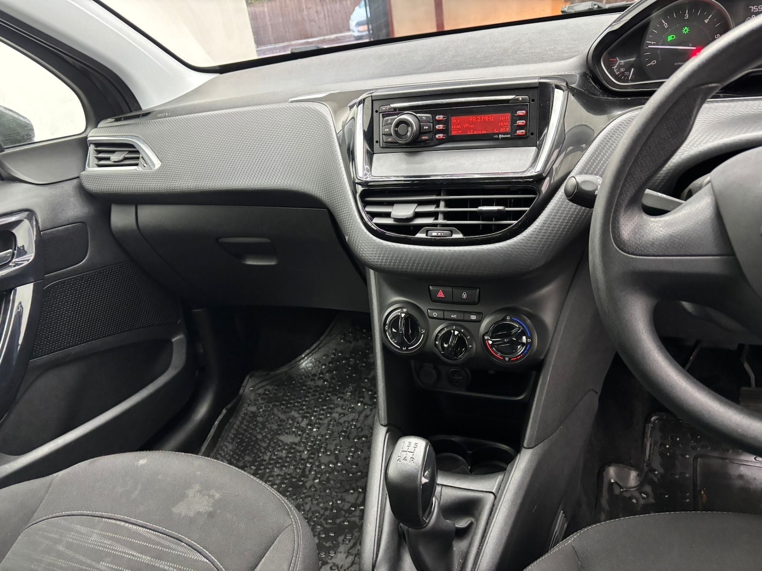 Used Peugeot 208 2018 for sale - 76720084: Photo 24