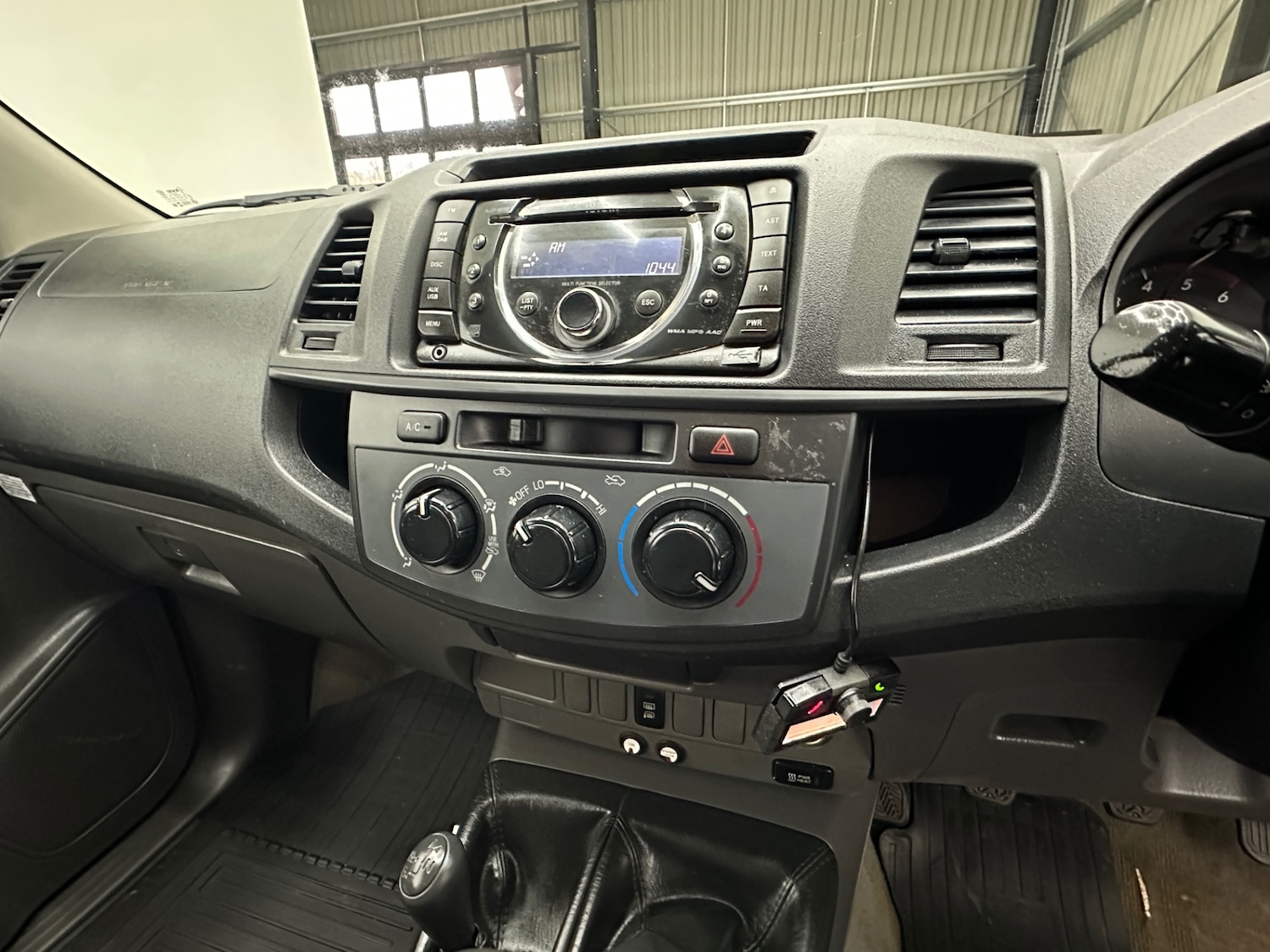 Used Toyota Hilux 2013 for sale - 77616671: Photo 22