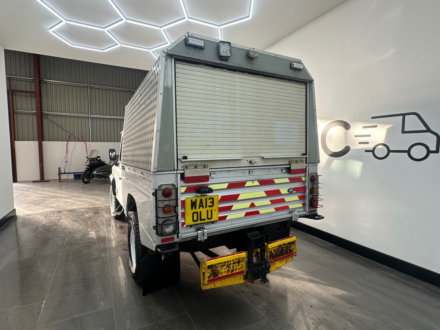 Used Land Rover Defender 2013 for sale - 77220593: Photo 10