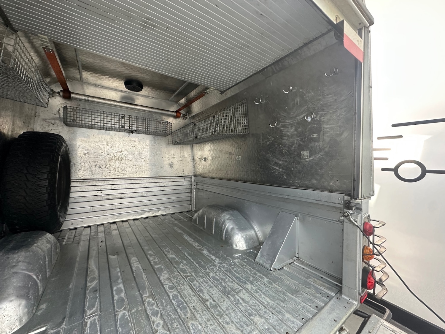 Used Land Rover Defender 2013 for sale - 77220593: Photo 16