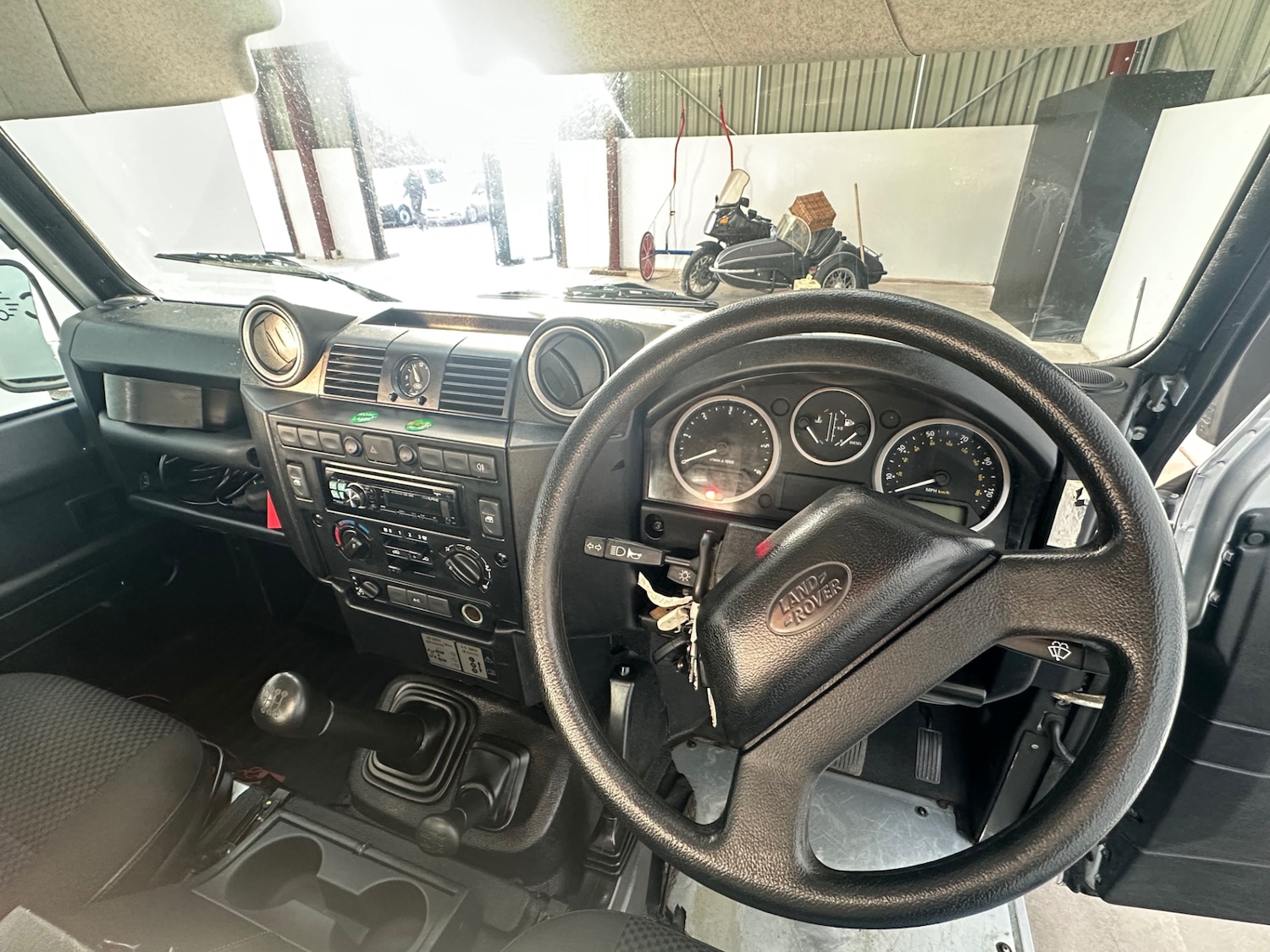 Used Land Rover Defender 2013 for sale - 77220593: Photo 25