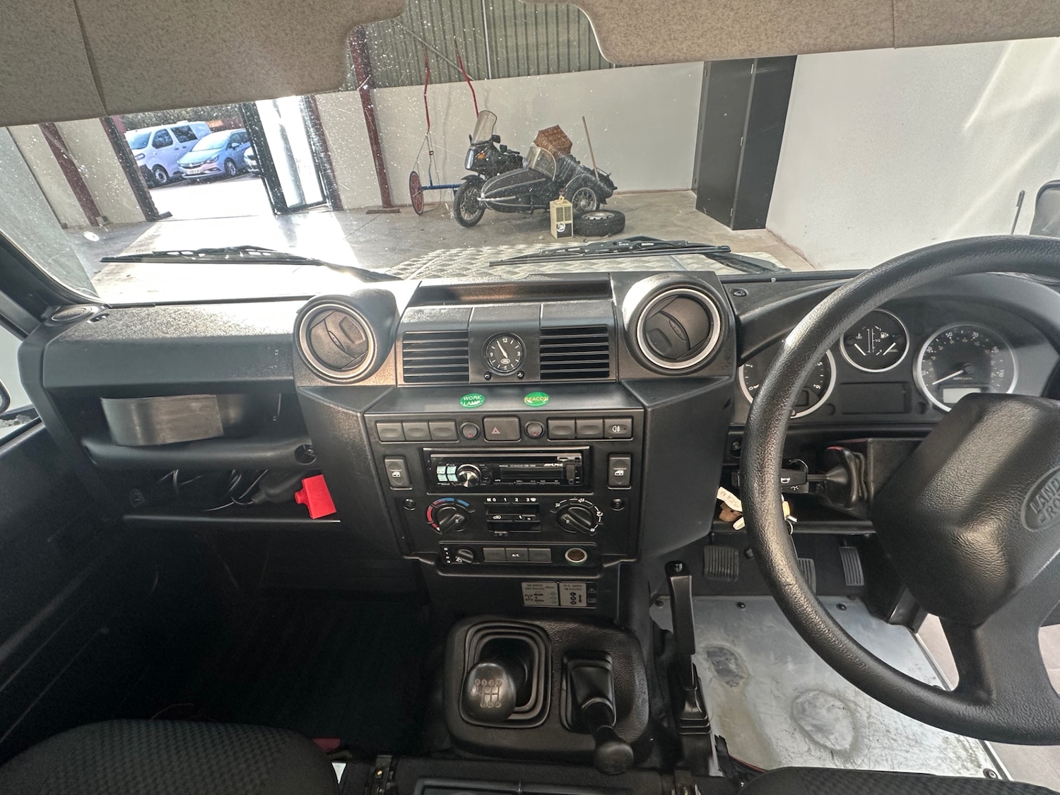 Used Land Rover Defender 2013 for sale - 77220593: Photo 26