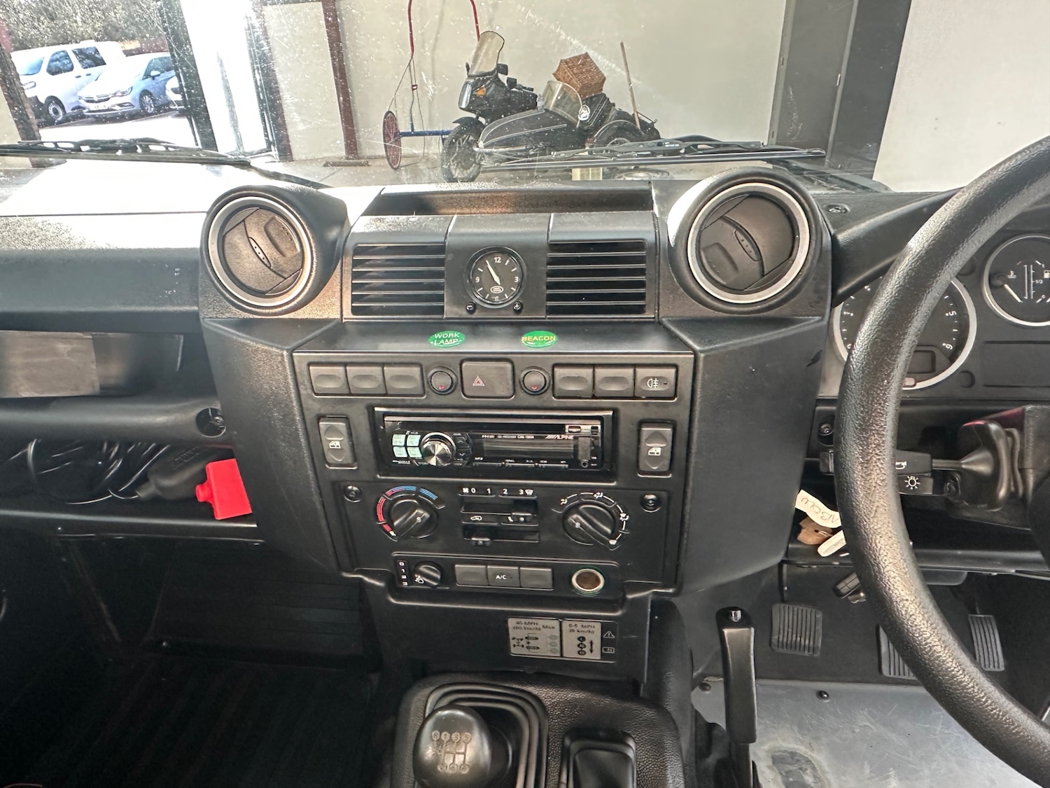 Used Land Rover Defender 2013 for sale - 77220593: Photo 27