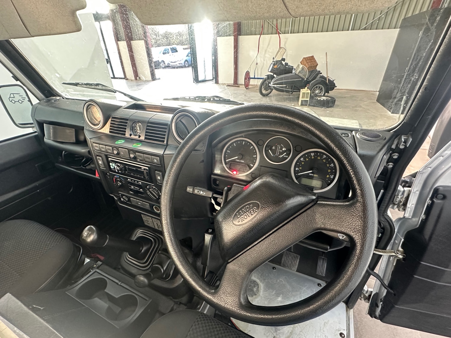 Used Land Rover Defender 2013 for sale - 77220593: Photo 29