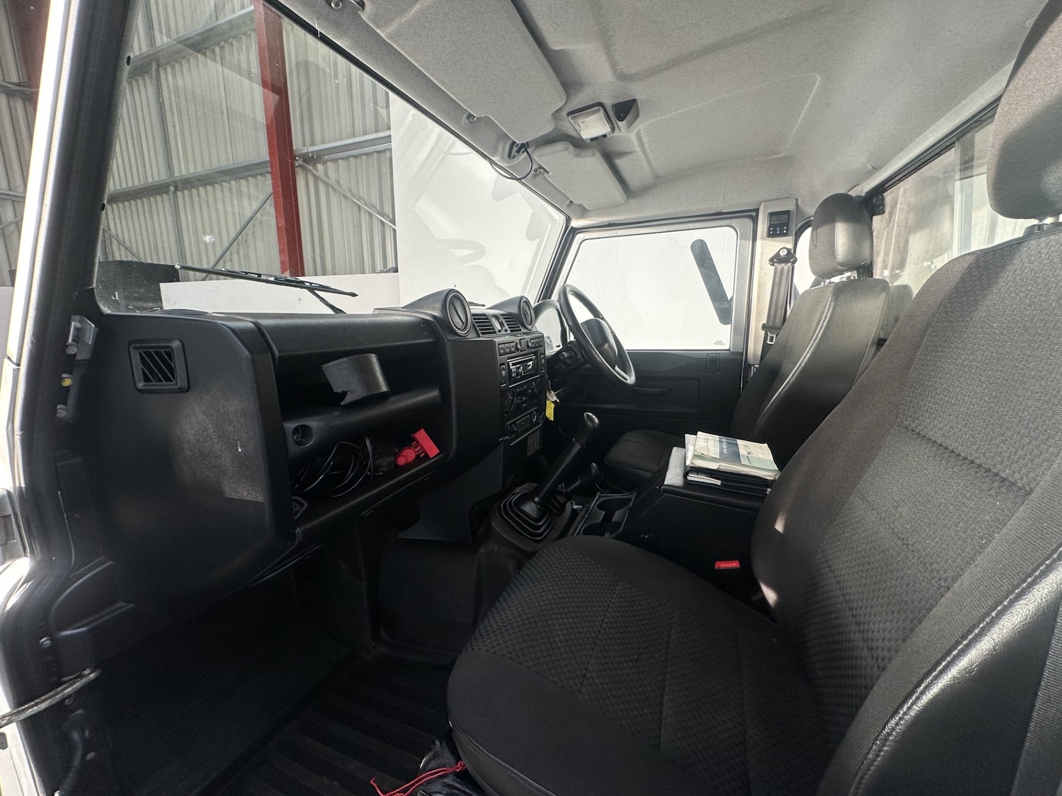 Used Land Rover Defender 2013 for sale - 77220593: Photo 7