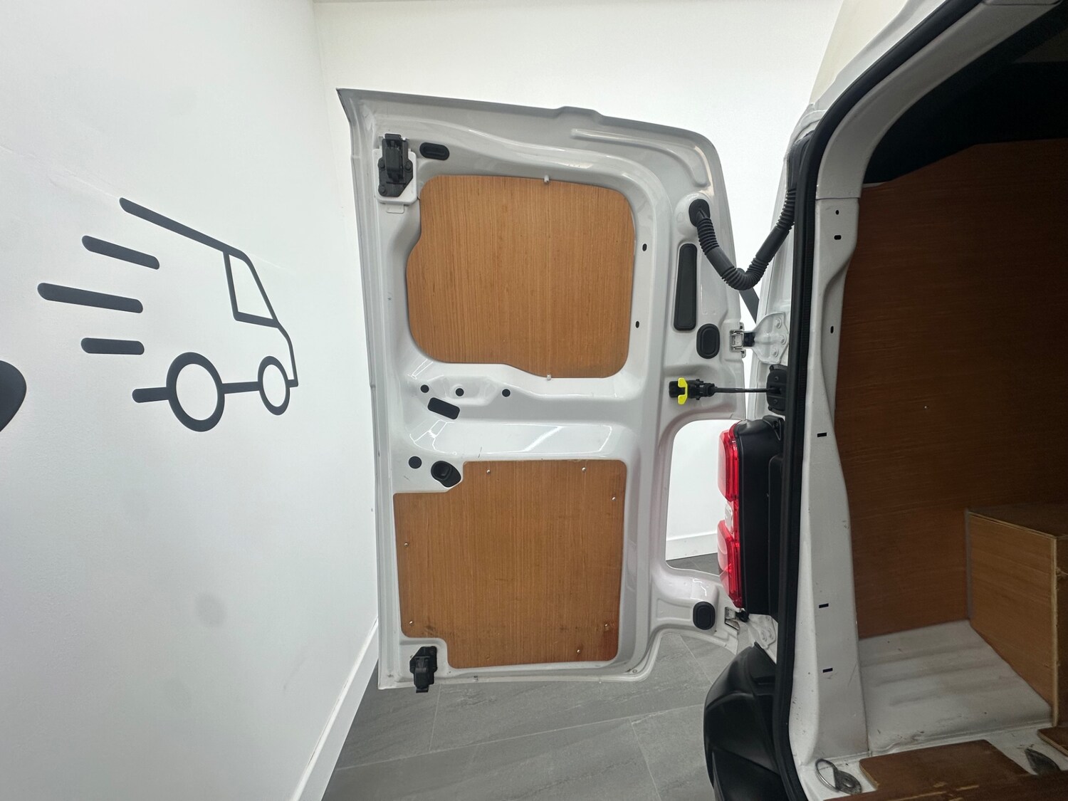 Used Vauxhall Vivaro 2023 for sale - 76905502: Photo 13