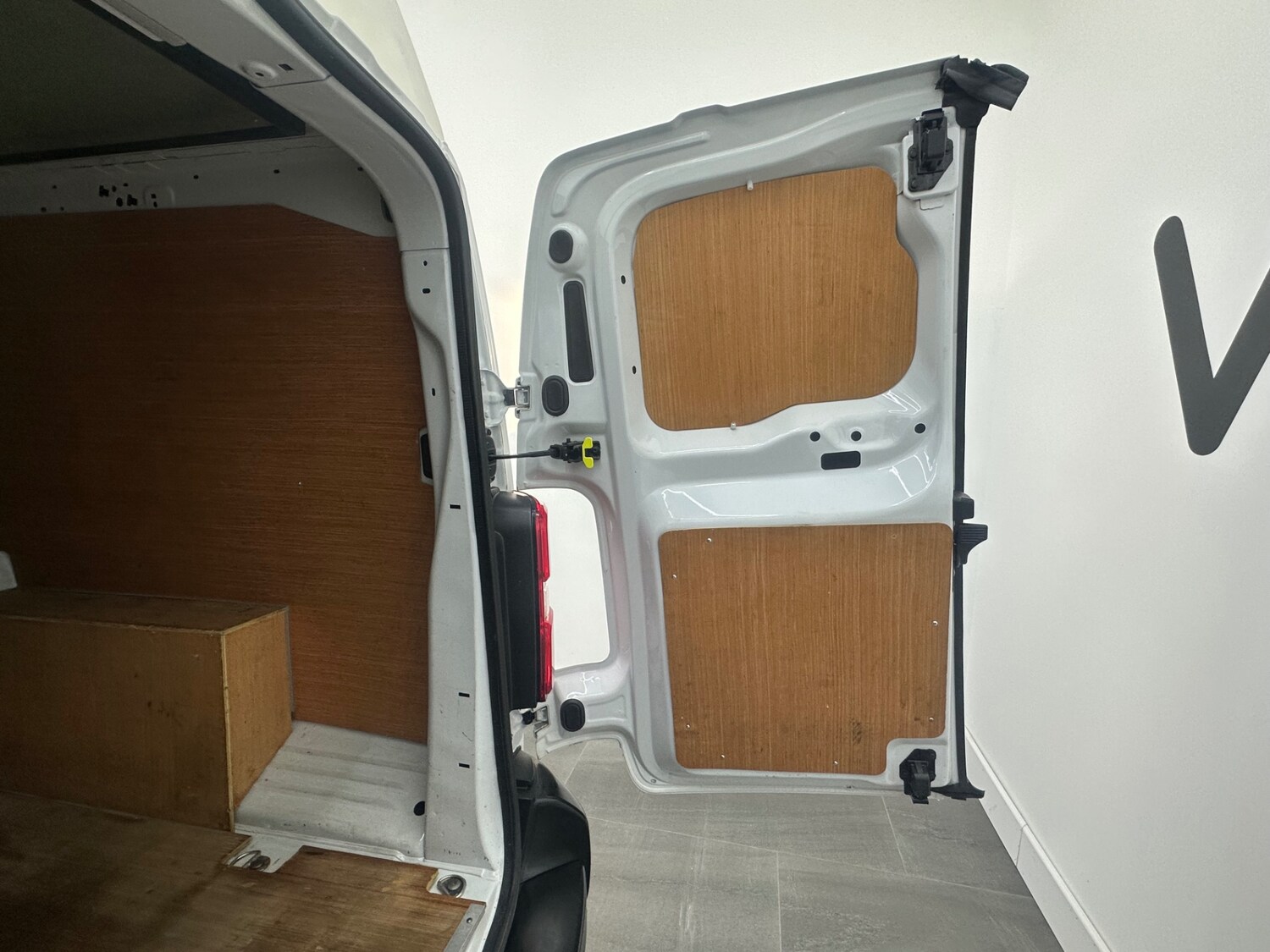 Used Vauxhall Vivaro 2023 for sale - 76905502: Photo 18