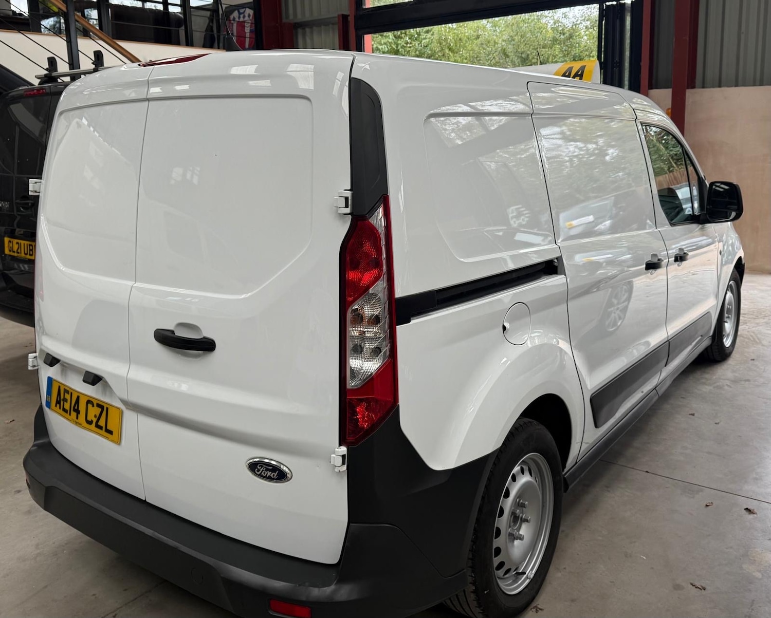 Used Ford Transit Connect 2014 for sale - 76637856: Photo 16