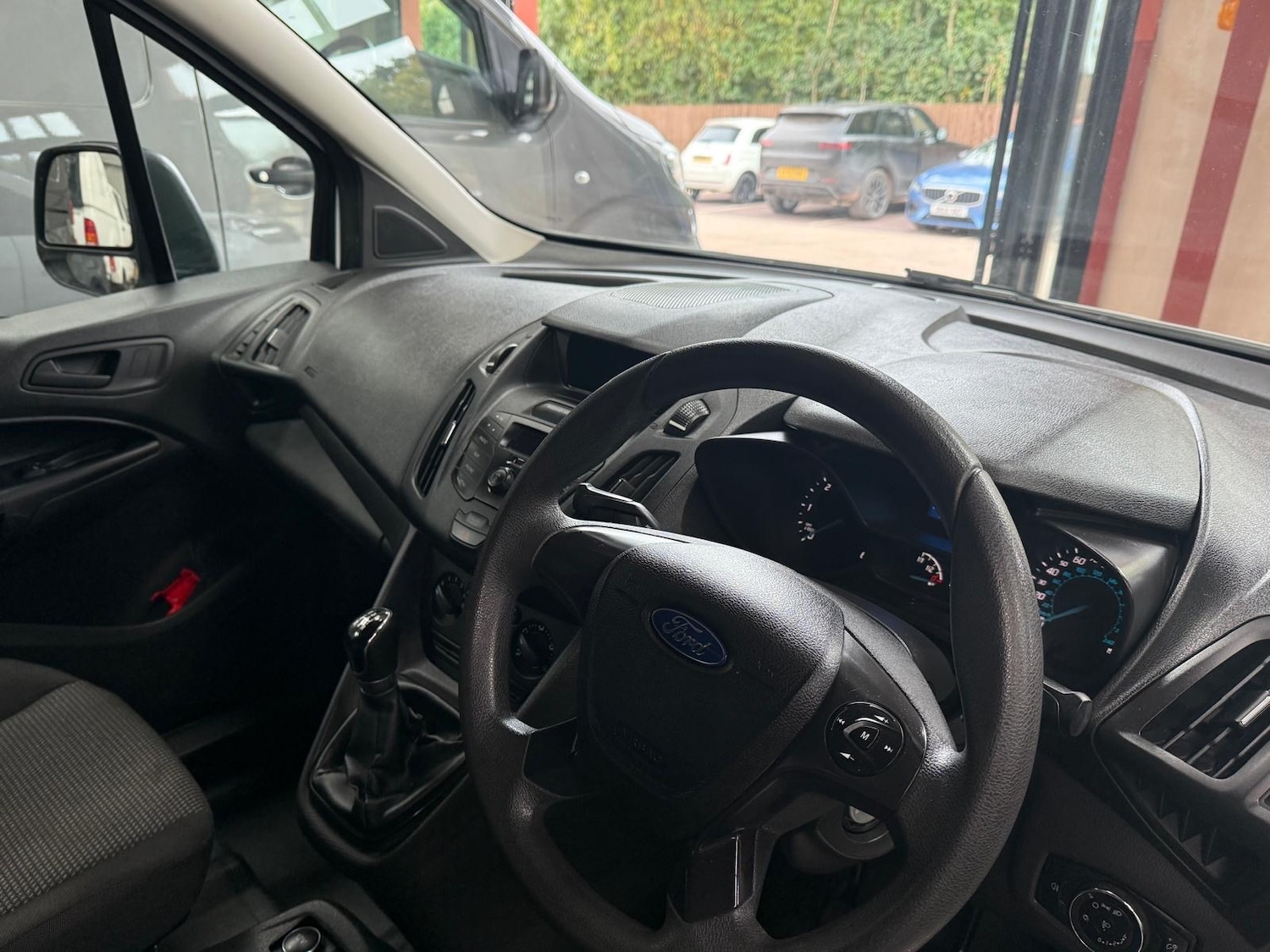Used Ford Transit Connect 2014 for sale - 76637856: Photo 23