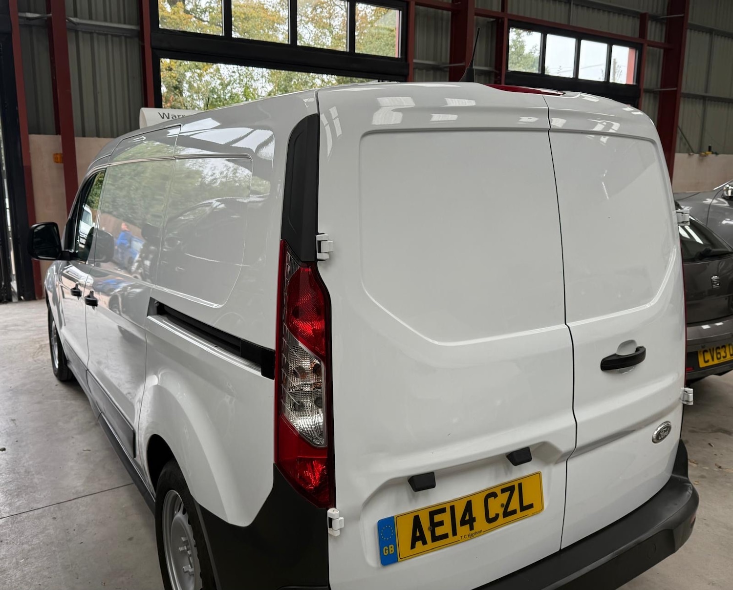 Used Ford Transit Connect 2014 for sale - 76637856: Photo 4