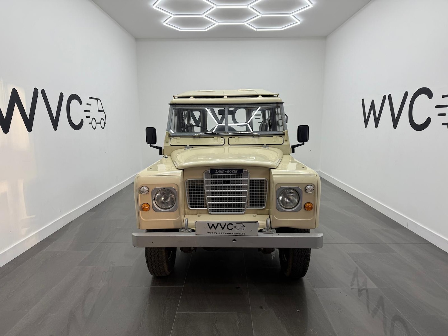 Used Land Rover Other 1983 for sale - 76638742: Photo 2